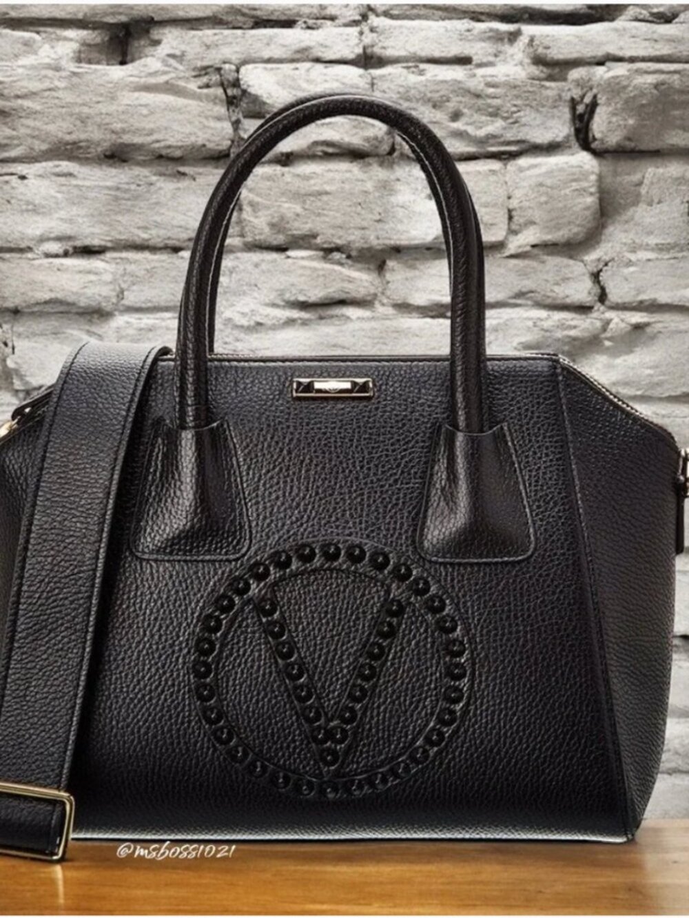 VALENTINO BY MARIO VALENTINO Black Made In Italy Leather Minimi Rock Satchel